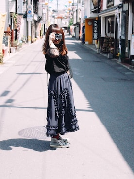 「カメラ女子」｜「アイテム（スカート）」を使った、まめあいこ·͜·さん（レディース・147cm）の冬コーディネート