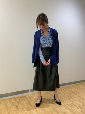 「ブルー×ブラック」｜エレナさん（レディース・162cm）の秋コーディネート