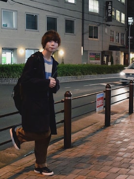 「CONVERSE（コンバース）のアイテム（スニーカー、ブラック系）」を使った、yutaさん（メンズ・173cm）の冬コーディネート