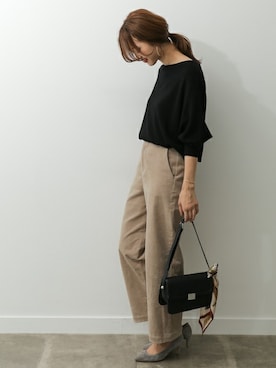 「URBAN RESEARCH DOORS（アーバンリサーチドアーズ）のコーデュロイパンツ（その他パンツ）」を使った、DOORS WOMENSさん（レディース・168cm）の秋コーディネート