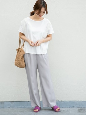 「URBAN RESEARCH DOORS（アーバンリサーチドアーズ）のペーパープレーンバッグ（ショルダーバッグ）」を使った、DOORS WOMENSさん（レディース・168cm）の春コーディネート