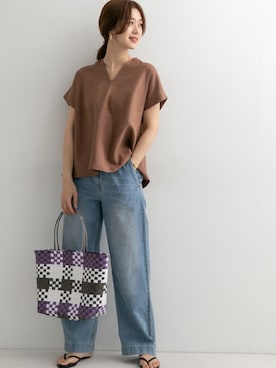 「ブラウス」｜「アイテム（ビーチサンダル）」を使った、DOORS WOMENSさん（レディース・168cm）の春コーディネート