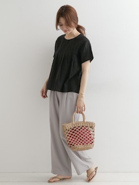 「ブラウス」｜「アイテム（ビーチサンダル）」を使った、DOORS WOMENSさん（レディース・168cm）の夏コーディネート