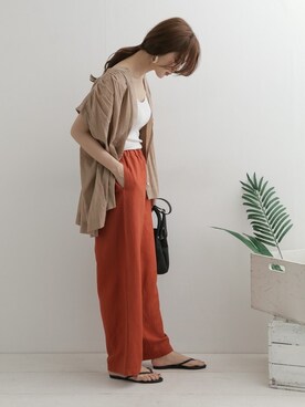 「ブラウス」｜「アイテム（ビーチサンダル）」を使った、DOORS WOMENSさん（レディース・168cm）の夏コーディネート