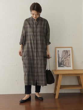 「URBAN RESEARCH DOORS（アーバンリサーチドアーズ）のアイテム（バレエシューズ）」を使った、DOORS WOMENSさん（レディース・168cm）の秋コーディネート