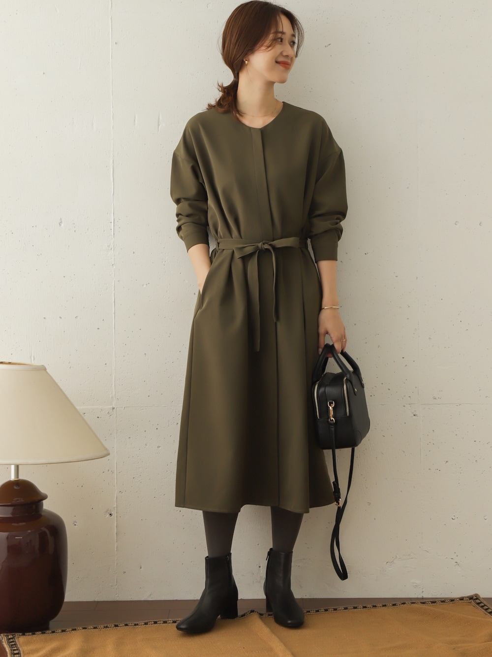 新品タグ付き　2WAY仕様ウールVネックワンピース　アーバンリサーチドアーズ URBAN RESEARCH DOORS（アーバンリサーチドアーズ）の「『UR TECH 高