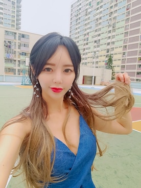 「アイテム（ウィッグ）」を使った、ピンクエイジさん（レディース・165cm）の秋コーディネート