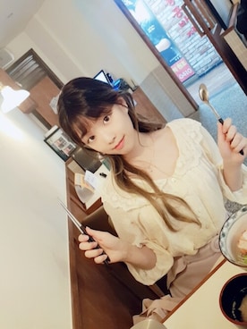 「アイテム（ウィッグ、ブラウン系）」を使った、ピンクエイジさん（レディース・163cm）の春コーディネート