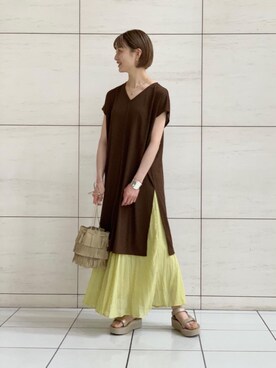 「PHILIPPE AUDIBERT（フィリップ オーディベール）の＜PHILIPPE AUDIBERT（フィリップオーディベール）＞メダルネックレス ∴（ネックレス）」を使った、岩橋 早也佳さん（レディース・165cm）の春コーディネート