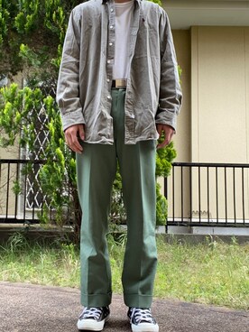 「KAIKO（カイコー）のKAIKO THE PREST（スラックス、グリーン系）」を使った、kantaさん（メンズ・168cm）の春コーディネート