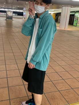 「UNIQLO（ユニクロ）のエアリズムコットンオーバーサイズTシャツ（5分袖）（Tシャツ/カットソー、ホワイト系）」を使った、kantaさん（メンズ・168cm）の春コーディネート