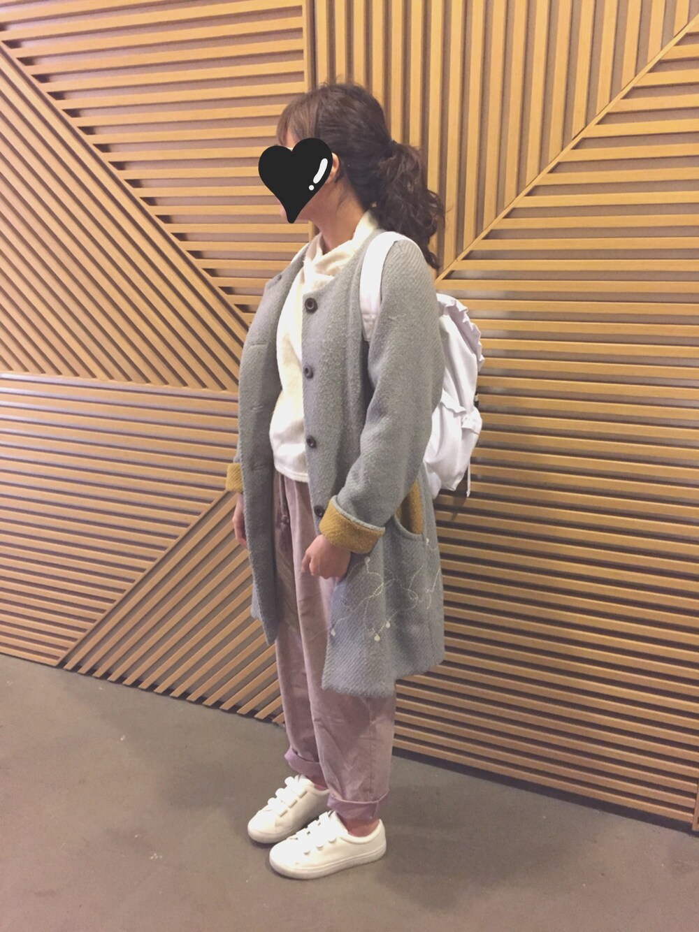 「merry jennyのタッセルテーパードパンツ（その他パンツ、ピンク系）」を使った、ゆきちゃんさん（レディース・154cm）の冬コーディネートの1枚目の写真