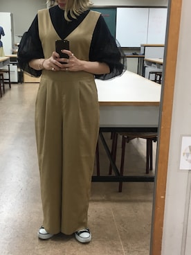 「アイテム（つなぎ/オールインワン、ベージュ系）」を使った、inekoさん（レディース・156cm）の秋コーディネート