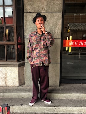 「家」｜「アイテム（スリッポン）」を使った、Double.Wさん（メンズ・177cm）の春コーディネート