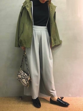 「オンオフ兼用」｜「アイテム（マウンテンパーカー）」を使った、ニッシさん（レディース・164cm）の冬コーディネート