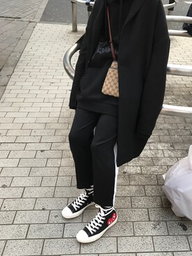 「vetements」｜「アイテム（チェスターコート）」を使った、👾さん（メンズ・165cm）の春コーディネート