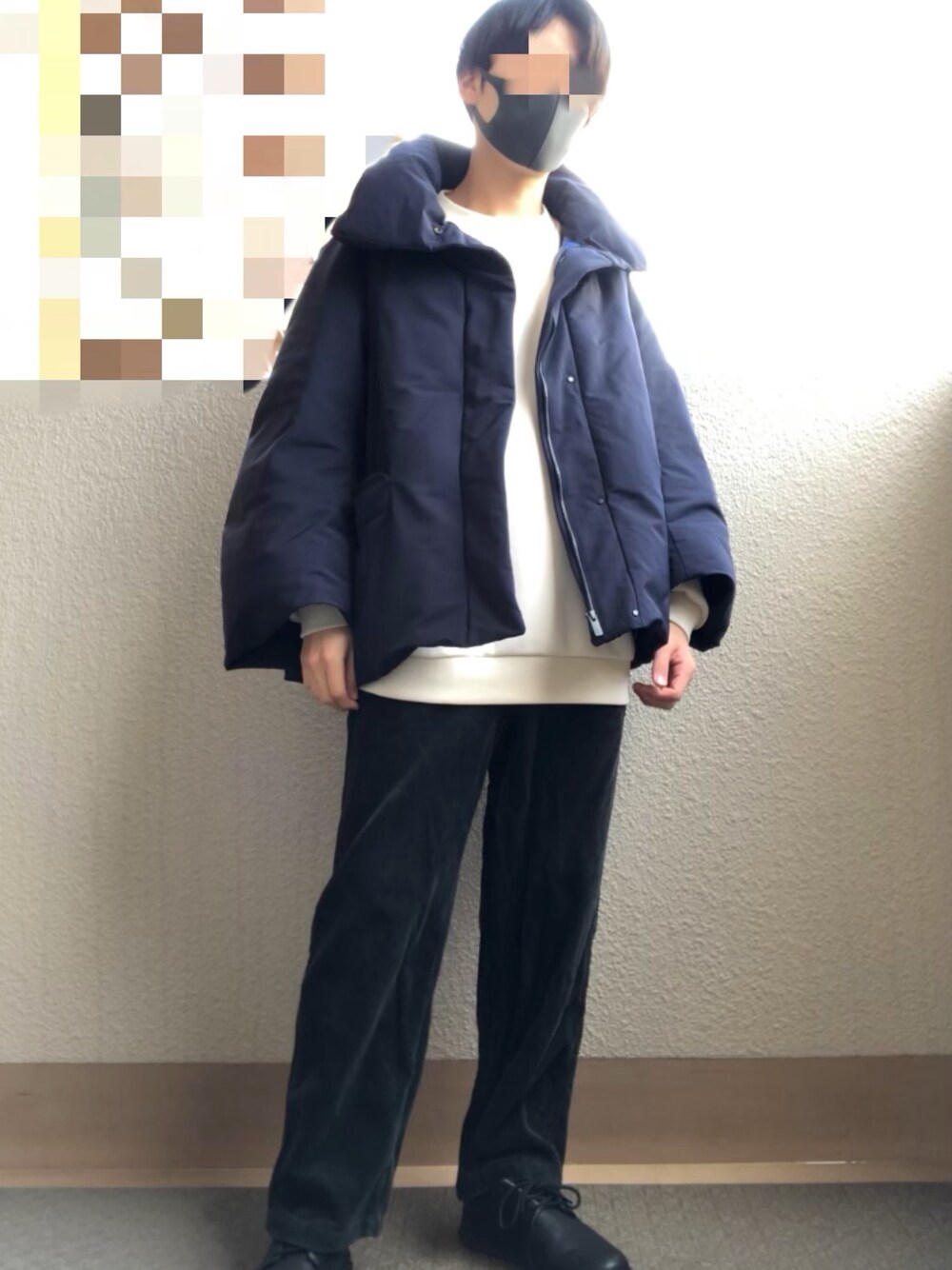 「冬のコーデ、低身長、ユニクロ、ワイドパンツ」｜「WHO'S WHO galleryのアイテム（スウェット、ベージュ系）」を使った、Ricoさん（メンズ・167cm）の冬コーディネートの1枚目の写真