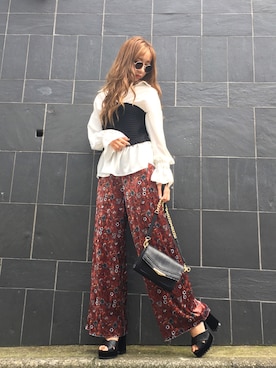 「ENVYM（アンビー）のアイテム（バッグ）」を使った、HARUKAさん（レディース・156cm）の秋コーディネート