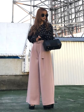 「ENVYM（アンビー）のアイテム（バッグ）」を使った、HARUKAさん（レディース・156cm）の春コーディネート