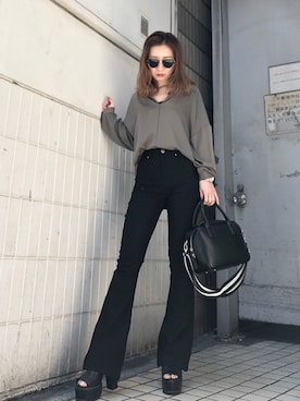 「カーキシャツ」｜「アイテム（ブーティ）」を使った、HARUKAさん（レディース・156cm）の春コーディネート