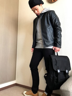「JUNRED（ジュンレッド）のアイテム（ハンチング/ベレー帽）」を使った、モハメド有村さん（メンズ・171cm）の冬コーディネート