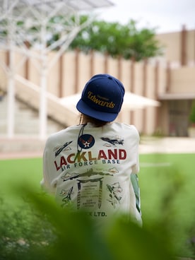 「AVIREX（アヴィレックス）の【直営店限定】エアフォース ベースキャップ/AIR FORCE BACES CAP（キャップ）」を使った、Ieramさん（レディース・167cm）の春コーディネート