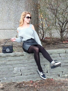 「FENDI（フェンディ）のアイテム（バッグ、ブラック系）」を使った、claireさん（レディース）の冬コーディネート