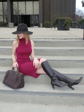 「LOUIS VUITTON（ルイヴィトン）のアイテム（バッグ、ブラウン系）」を使った、claireさん（レディース）の冬コーディネート