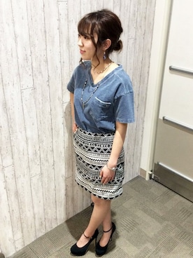 「ポケットＴシャツ」｜「アイテム（アクセサリー）」を使った、VENCE EXCHANGE LADIES STAFFさん（レディース・160cm）の春コーディネート