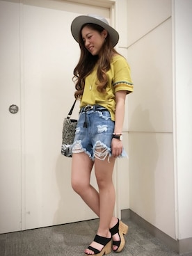 「刺繍」｜VENCE EXCHANGE LADIES STAFFさん（レディース・160cm）の夏コーディネート