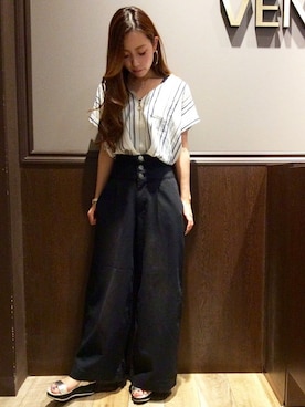 「モノトーン」｜VENCE EXCHANGE LADIES STAFFさん（レディース・160cm）の夏コーディネート