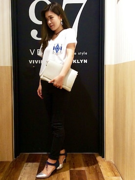 「ポケットＴシャツ」｜「アイテム（アクセサリー）」を使った、VENCE EXCHANGE LADIES STAFFさん（レディース・160cm）の夏コーディネート