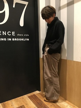 「黒タートルネック」｜VENCE EXCHANGE LADIES STAFFさん（レディース・160cm）の冬コーディネート