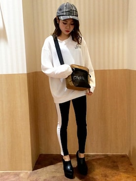 VENCE EXCHANGE LADIES STAFFさんのコーディネート