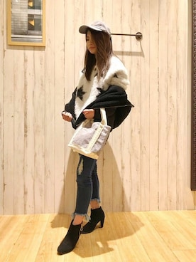 「VENCEEXCHANGE（ヴァンスエクスチェンジ）のアイテム（ブルゾン）」を使った、VENCE EXCHANGE LADIES STAFFさん（レディース・160cm）の冬コーディネート