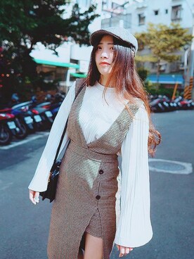 「AIR SPACE（エアースペース）のアイテム（サロペット/オーバーオール）」を使った、Rosyさん（レディース・158cm）の冬コーディネート