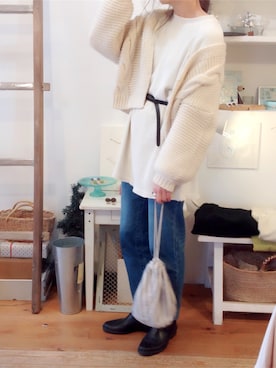 「Another Edition（アナザーエディション）のアイテム（シューズ）」を使った、the roughさん（レディース・162cm）の冬コーディネート