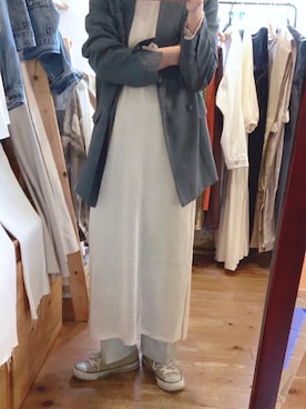 「KBF+（ケービーエフプラス）のアイテム（ジャケット/アウター）」を使った、the roughさん（レディース・162cm）の春コーディネート