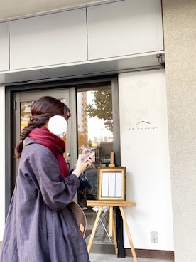 「カフェ巡り」｜「アイテム（その他アウター）」を使った、れなさん（レディース・166cm）の秋コーディネート