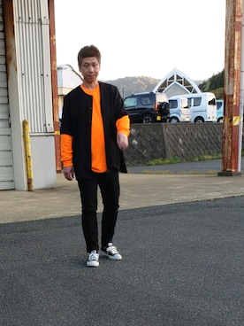 Tシャツ カットソー オレンジ系 を使った 通勤コーデ のメンズ人気ファッションコーディネート Wear