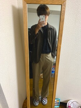 「大学生コーデ」｜「アイテム（スリッポン）」を使った、やしほーさん（メンズ・176cm）の秋コーディネート