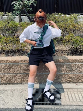 「Teva（テバ）のTeva / プラットフォーム ユニバーサル（サンダル）」を使った、AYUさん（レディース・156cm）の夏コーディネート