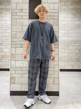 「USAコットン」｜「アイテム（スラックス）」を使った、kayさん（メンズ・169cm）の夏コーディネート