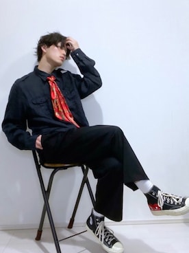 「EU,US CONVERSE（イーユーユーエスコンバース）のアイテム（スニーカー、ブラック系）」を使った、タカヤマダイトさん（メンズ・177cm）の春コーディネート
