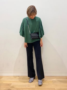 「SENSE OF PLACE by URBAN RESEARCH（センスオブプレイスバイアーバンリサーチ）の2WAYミラー付オサイフショルダーバッグ（ショルダーバッグ）」を使った、oukaさん（レディース・158cm）の秋コーディネート