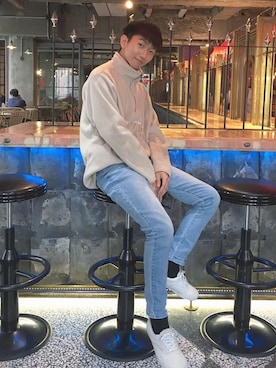 「VANS（バンズ）のアイテム（その他シューズ、ホワイト系）」を使った、林睿哲さん（メンズ）の冬コーディネート
