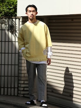 「TENBOX（テンボックス）のアイテム（パンツ）」を使った、ジャーナルスタンダード メンズさん（メンズ・173cm）の春コーディネート