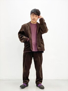 「MANEBU（マネブ）のアイテム（ローファー）」を使った、ジャーナルスタンダード メンズさん（メンズ・173cm）の秋コーディネート