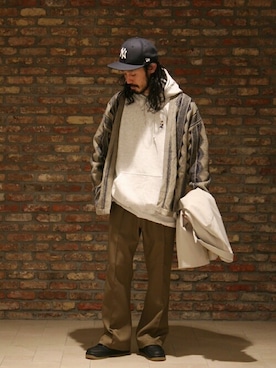 「ROSTER SOX（ロスターソックス）のアイテム（トップス）」を使った、ジャーナルスタンダード メンズさん（メンズ・169cm）の冬コーディネート