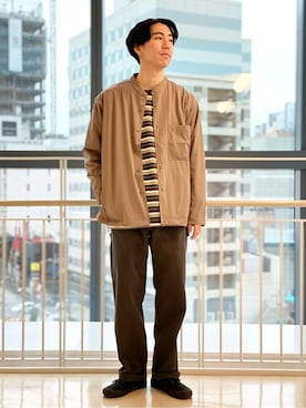 「KEY（キイ）のアイテム（パンツ）」を使った、ジャーナルスタンダード メンズさん（メンズ・173cm）の春コーディネート